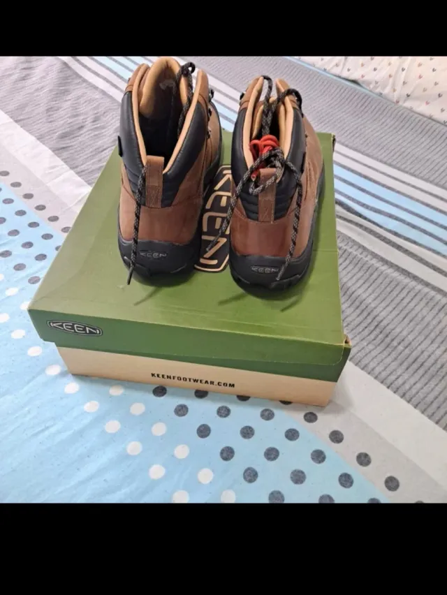 Botas Keen Pyrinees Talla 47 Marrón Nuevas