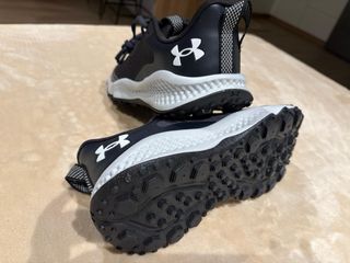 Zapatillas Trail Under Armour Mujer Negras/Grises