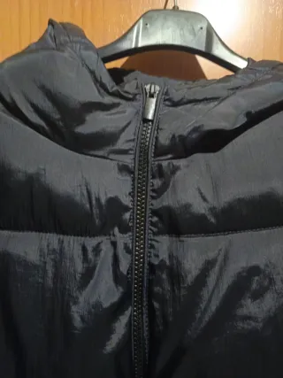 Cazadora acolchada negra 2XS