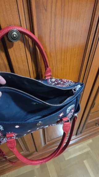 Bolso Desigual Paisley Bordado Azul y Rojo