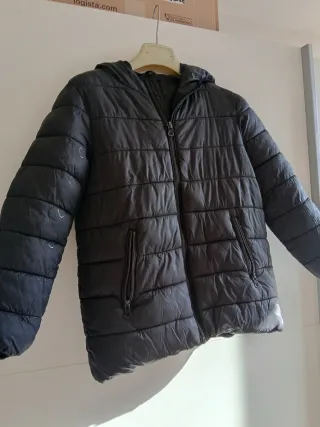 Giubbotto bambina imbottito con cappuccio