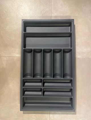 Porta posate grigio in plastica