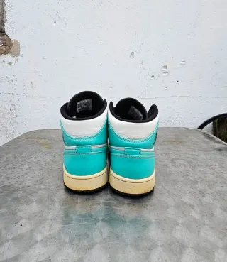 Nike air jordan 1 mid