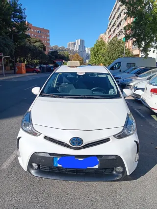 Toyota Prius+ 2018