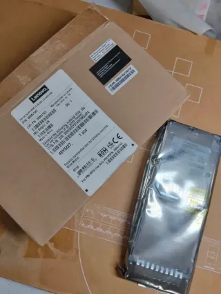 Disco Duro Lenovo 600GB 15K SAS 2.5" 12Gb/s