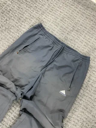 ¡¡OFERTA!! Talla M Pantalón Adidas Ancho Gris