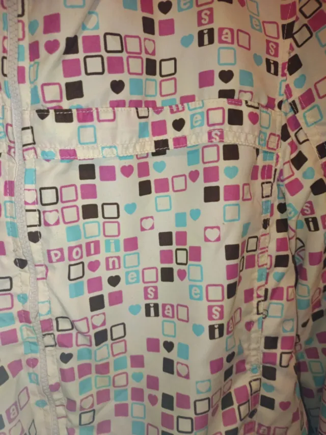 Cazadora multicolor con capucha