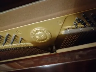 Piano Yamaha M1CR