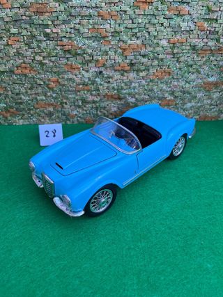 Lancia Aurelia B24 Spider - 1:18 – Marca Bburago