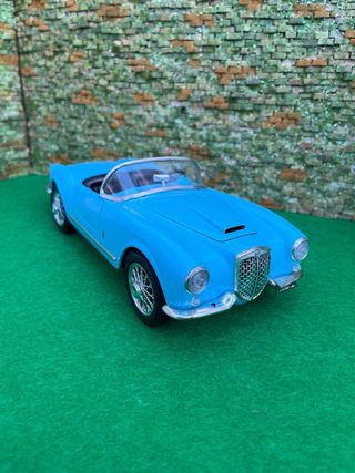 Lancia Aurelia B24 Spider - 1:18 – Marca Bburago