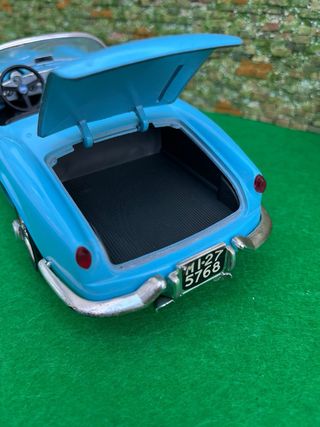 Lancia Aurelia B24 Spider - 1:18 – Marca Bburago