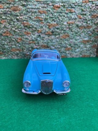 Lancia Aurelia B24 Spider - 1:18 – Marca Bburago