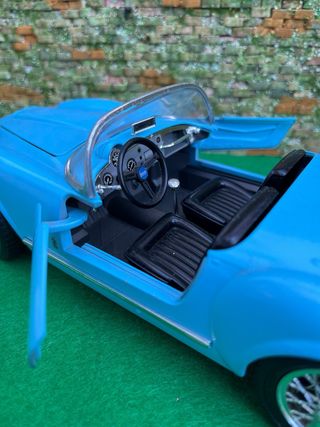 Lancia Aurelia B24 Spider - 1:18 – Marca Bburago