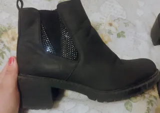 Stivaletti neri donna taglia 39