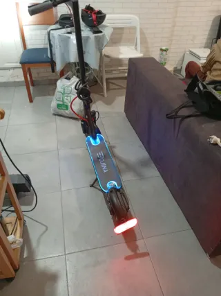 Patinete Eléctrico BOJINA,muy completo.