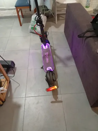 Patinete Eléctrico BOJINA,muy completo.