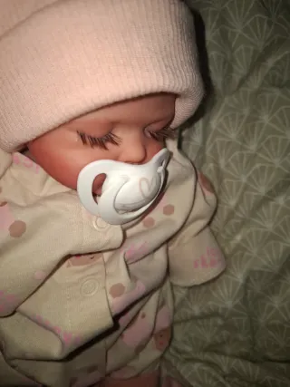 Bebé Reborn artesanal