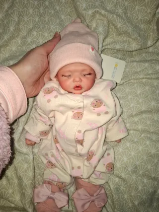 Bebé Reborn artesanal
