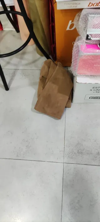 Botas altas negras nuevas