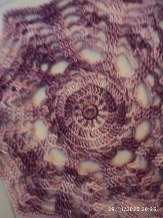 set di 3 Centrini uncinetto viola e rosa