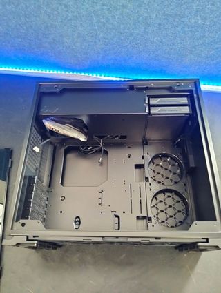 Caja/Torre ATX In Win 101 cristal USB 3.0 Negro