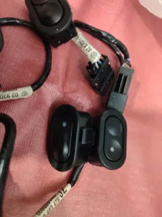 Pulsadores Elevalunas Coche