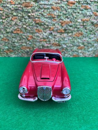 Lancia Aurelia B24 Spider - 1:18 - Marca Bburago