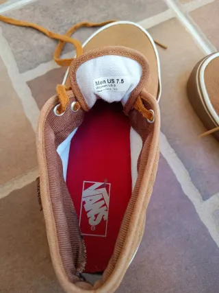 Morón - Talla 41 Vans color camel