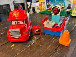 Mack al Circuito Disney Pixar Lego Duplo