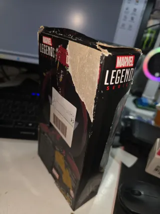 Figura Deadpool Marvel Legends Legacy Collection