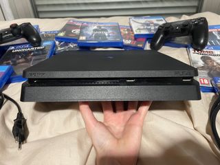 PlayStation 4 Slim 1TB Negra