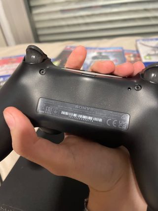 PlayStation 4 Slim 1TB Negra