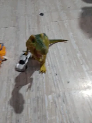 Lote Juguetes: Dinosaurio, Coche y Avión