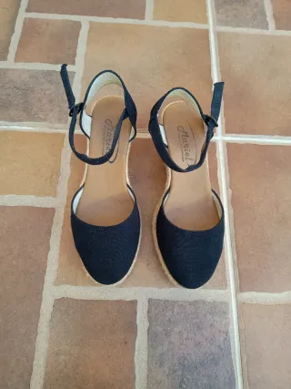 Morón - Talla 36 Alpargatas de cuña negras