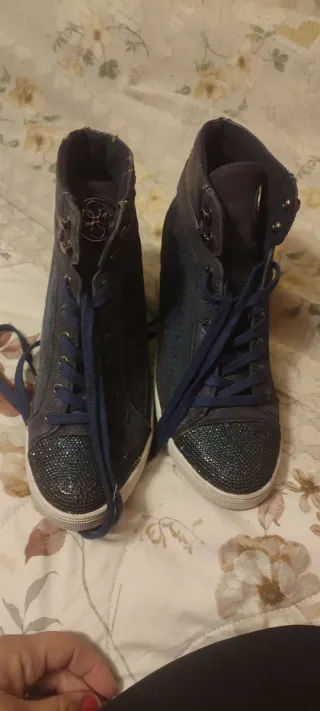 Guess Scarpe Donna Blu/Argento