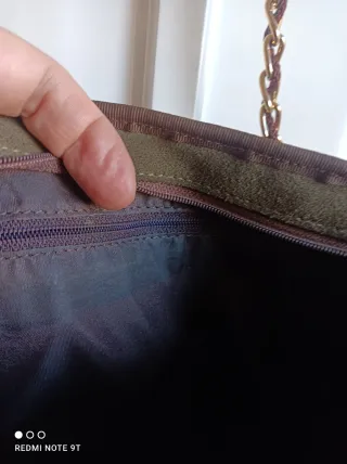 Bolso ante verde caza