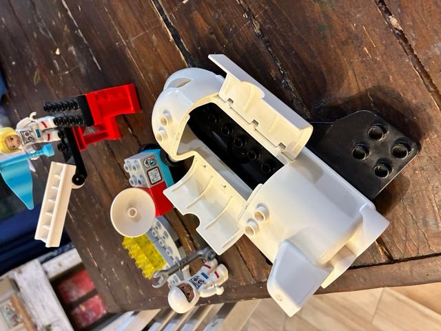 LEGO Duplo Razzo Spaziale Missione Volo