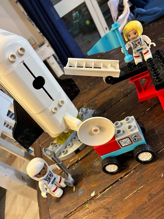 LEGO Duplo Razzo Spaziale Missione Volo