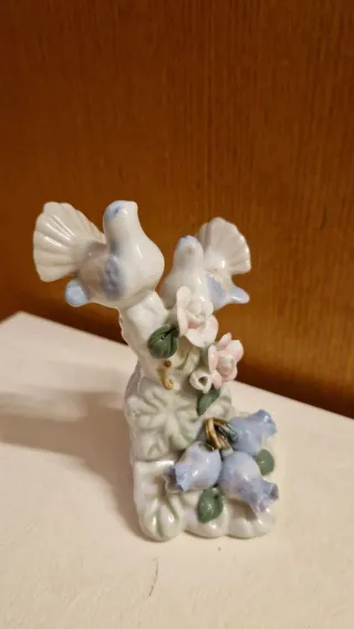 Statuina vintage uccelli e fiori