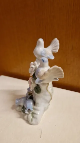 Statuina vintage uccelli e fiori