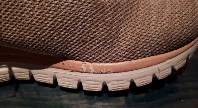 Tênis Skecher Graceful Twisted T - 40,5