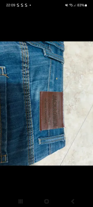 Jeans uomo gamba dritta