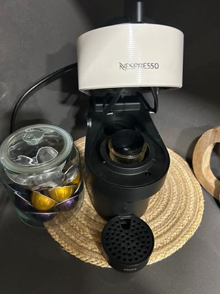 Cafetera Nespresso Vertuo Krups Blanca