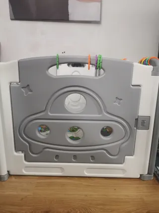 Parque infantil plástico 180 cm x 114 cm