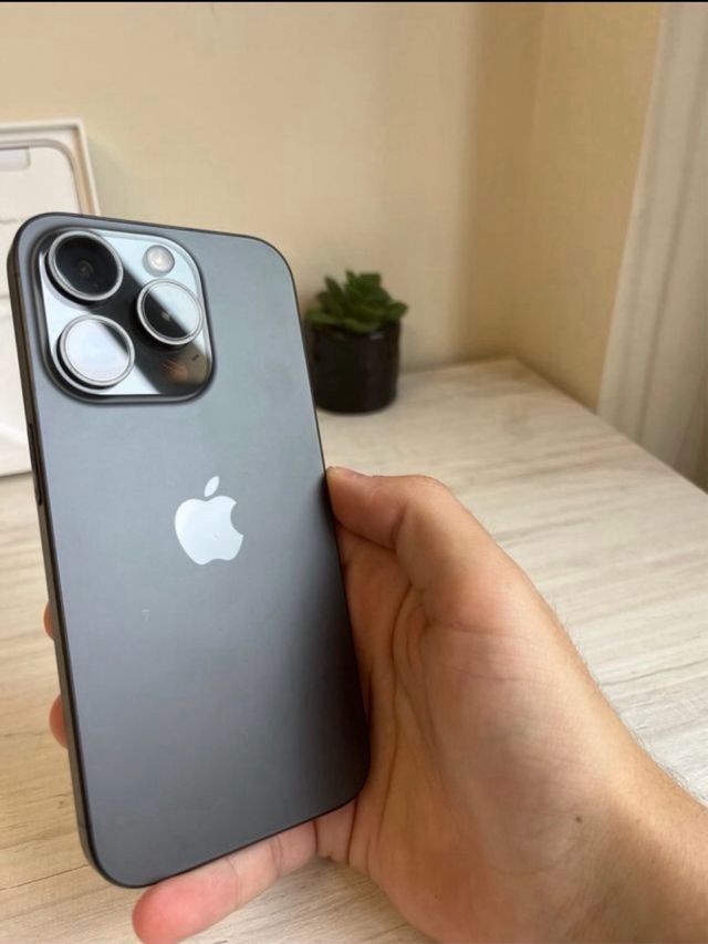 iPhone 15 Pro Space Gray