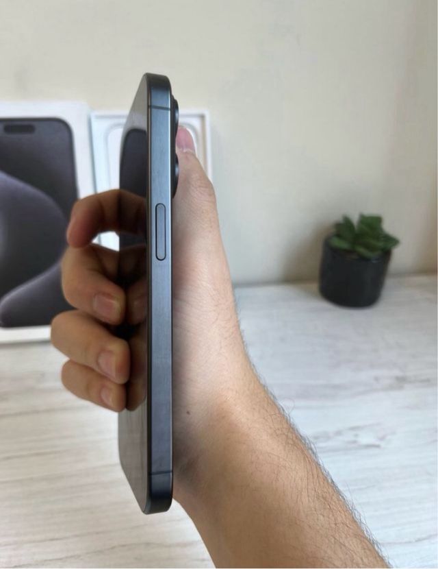 iPhone 15 Pro Space Gray