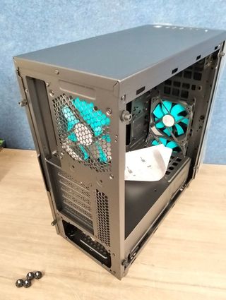 Caja ATX Gaming Hiditec NG-VX Cristal Templado RGB