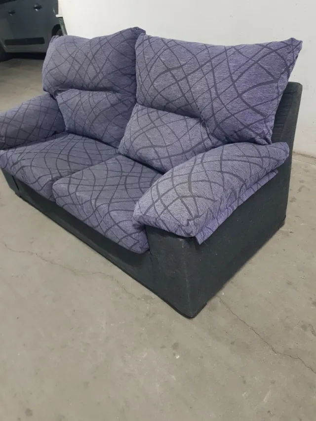 Conjunto Sofá 3+2 plazas por 100 €