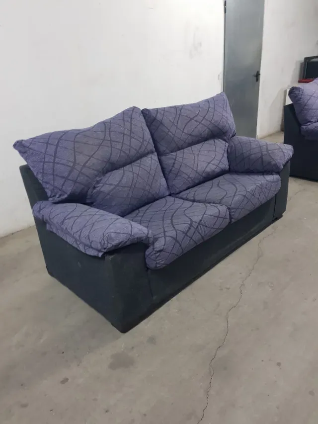 Conjunto Sofá 3+2 plazas por 100 €
