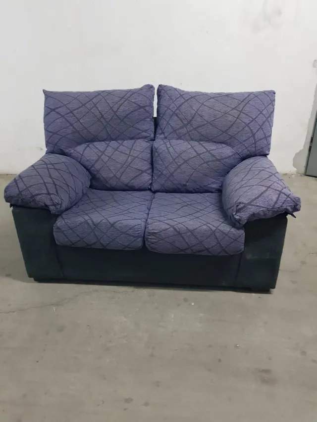 Conjunto Sofá 3+2 plazas por 100 €